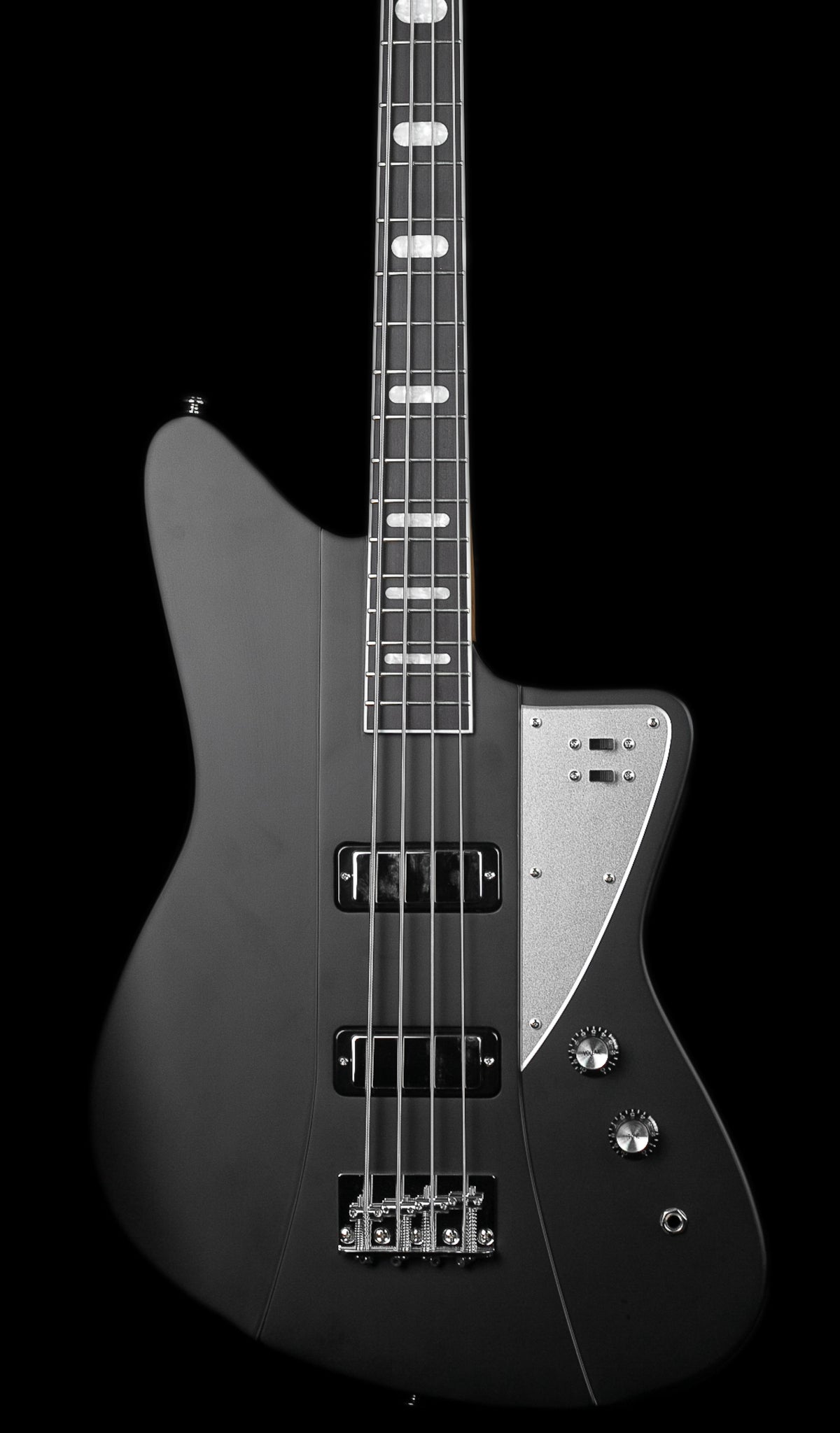 Rivolta Mondata Bass #color_toro-black-satin